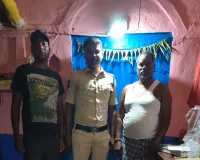 బెల్ట్ షాపుపై టాస్క్‌ఫోర్స్ దాడి