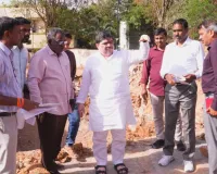 పాపన్న విగ్రహ పనుల పురోగతి పరిశీలన
