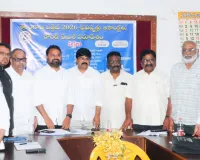 వాస్తవాలకు దూరంగా రాష్ట్ర బడ్జెట్‌