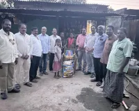 మిత్రుడి కుటుంబానికి ఆర్థిక సహాయం 