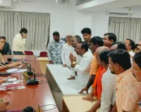 జడ్పీహెచ్ స్కూల్ స్థలాన్ని రక్షించాలి