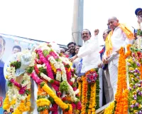 అంబేద్కర్ కు నివాళులు అర్పించిన ఎంపీ ఈటల రాజేందర్ 