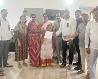 దీర్ఘ‌కాలికంగా పెండింగ్‌లో ఉన్న ఉద్యోగుల‌ స‌మ‌స్య‌ల‌ను ప‌రిష్క‌రించాలి. - రాజస్వ మండలాధికారి  ఆర్ శ్రీదేవి కి  వినతిపత్రం అందజేత. 