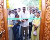 ఇద్దరమ్మ ఇండ్ల ను ప్రారంభించిన ఎమ్మెల్యే