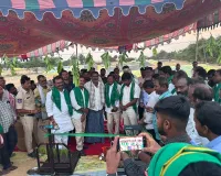 వడ్ల కొనుగోలు కేంద్రాన్ని ప్రారంభించిన ఎమ్మెల్యే