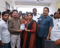 పుస్తక ఆవిష్కరణకు ఎమ్మెల్యేకు ఆహ్వానం 
