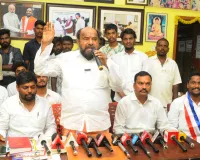 ఫీజుల వేధింపులతో విద్యార్థి మృతి 