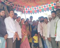 మృతుడి కుటుంబాన్ని పరామర్శించిన ఎమ్మెల్యే 
