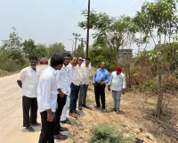 తుమ్మలూరులో పెండింగ్ పనుల పరిశీలన 