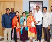 సన్ షైన్ విద్యార్థులను సన్మానించిన మునుగోడు ఎమ్మెల్యే  కోమటిరెడ్డి రాజగోపాల్ రెడ్డి*