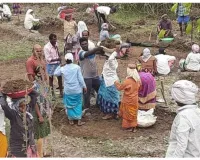 ఉపాధి కూలీలకు వసతులు కరువు