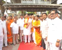 సాయి నాథుని దర్శించుకున్న మంత్రి కోమటిరెడ్డి