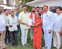 లబ్ధిదారులకు సీఎం రిలీఫ్ ఫండ్  చెక్కుల పంపిణీ 