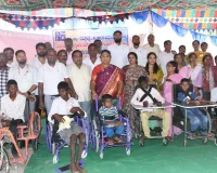 దివ్యాంగులు పట్టుదలతో చదివి ఉన్నత స్థాయికి ఎదగాలి 