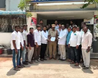 వంశీకృష్ణ పై పరిగి పోలీస్ స్టేషన్ లో  ఫిర్యాదు చేసిన బిఆర్ఎస్ నాయకులు