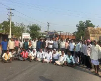 కొనుగోళ్ల కోసం రొడ్డెక్కిన రైతన్నలు