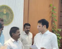 మంత్రి శ్రీధర్ బాబు ను కలిసిన భూంపెల్లి రాజయ్య