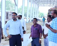 ధాన్యం అన్‌లోడింగ్, పనులను వేగవంతం చేయాలి: జిల్లా కలెక్టర్ కోయ శ్రీ హర్ష