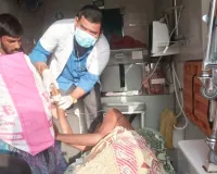 బావి పూడికతీత.. పై భాగం కూలి రైతుకు తీవ్ర గాయాలు