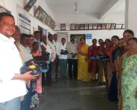 గ్రామ పంచాయతీ సిబ్బందికి నిత్యావసర సరుకులు పంపిణీ 