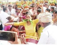 ఘనంగా ముత్యాలమ్మ తల్లికి బోనాలు