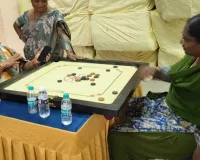 టీజీఐఐసీ స్పోర్ట్స్ మీట్ లో  బ్యాట్మెంటెన్, క్యారమ్స్ ఆడిన టీజిఐఐసి చైర్ పర్సన్ నిర్మలా జగ్గారెడ్డి