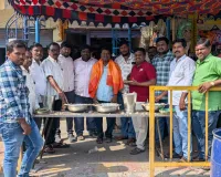 హాలియా క్లబ్ ఆధ్వర్యంలో అల్పాహార వితరణ 