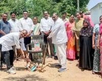 బొంపల్లి గ్రామంలో డ్వాక్రా భవన నిర్మాణానికి శంకుస్థాపన        