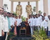 వేం పురుషోత్తం రెడ్డి కి ఘానంగా నివాళులు 