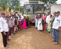 పిల్లోనిగూడ గ్రామంలో విద్యార్థుల కోసం ప్రత్యేక బస్సు 