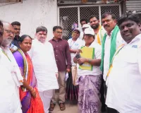 ఓటరు సవరణ ప్రక్రియను పరిశీలించిన మంత్రి పొన్నం ప్రభాకర్