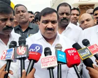  రాజ్‌కుమార్ హత్యాకాండ బాధిత కుటుంబాన్ని పరామర్శించిన- డా. పట్నం మహేందర్ రెడ్డి