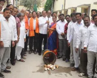 ప్రజా సమస్యల పరిష్కారమే లక్ష్యం: కాలేరు వెంకటేశ్