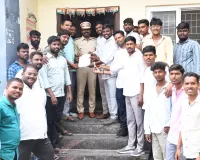 ఎంఈఓ కార్యాలయం ముట్టడి.. 