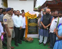 గ్రామీణ ప్రాంతాలలోని పేద పిల్లలకు ప్రపంచ స్థాయి విద్య అందించడానికే 