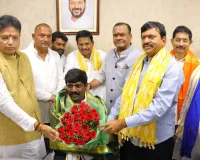 నూతన విప్ ఛాంబర్ ను ప్రారంభించిన ప్రభుత్వ విప్ వీరేశం