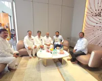 శంబిపూర్ రాజును పరామర్శించిన మంద సంజీవరెడ్డి