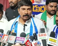 సీబీఎస్ సిలబస్ పేరుతో దోపిడీ చేసిన డబ్బును తిరిగి విద్యార్థులకు ఇవ్వాలి 