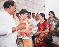 కళాకారులను ప్రోత్సహించాలి: మంత్రి పొన్నం