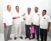 రూ. 60 వేల సీఎం రిలీఫ్ ఫండ్ చెక్కు అందజేత