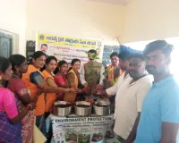 ప్లాస్టిక్ వినియోగాన్ని తగ్గించేందుకు  స్టీల్ ప్లేట్ల పంపిణీ