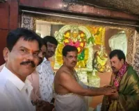 వనదుర్గమ్మ సన్నిధిలో జిల్లా విద్యాధికారి 