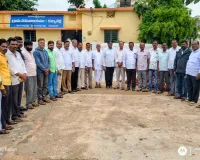 ఓటర్ నమోదు ప్రక్రియను పరిశీలించిన మాజీ ఎమ్మెల్యే మహేష్ రెడ్డి