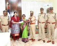 జైళ్ల శాఖలో పదవీ విరమణ పొందిన సిబ్బందికి  సన్మానం 