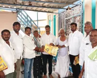 రెండేళ్ల అభివృద్ధి.. సుపరిపాలనపై ఎం.చెర్లోపల్లిలో డోర్ టు డోర్ కార్యక్రమం