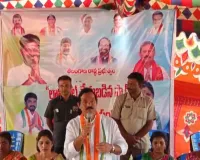 ప్రభుత్వ కార్యక్రమం ఫ్లెక్సీలో మంత్రి కొండా సురేఖ ఫోటో ఔట్