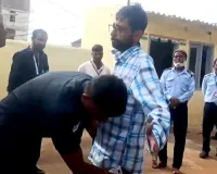 NEET పరీక్ష కేంద్రంలో షాకింగ్‌ ఘటన.. మద్యం మత్తులో వచ్చిన విద్యార్థి