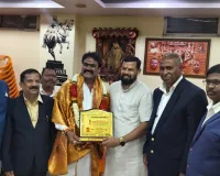 పోతరాజు సోమ విజయ్ కుమార్ ముదిరాజ్ ను సన్మానించిన ఎమ్మెల్యే రాజా సింగ్ 