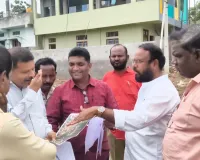 భయాందోళనలో సిగ్నల్ కాలనీవాసులు