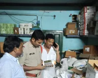 తొర్రూరులో ఎరువుల దుకాణాల తనిఖీలు